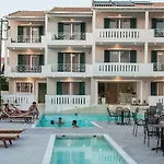 Lägenhetshotell Lefkadio 4*